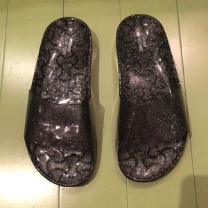 Urban Outfitters Slides